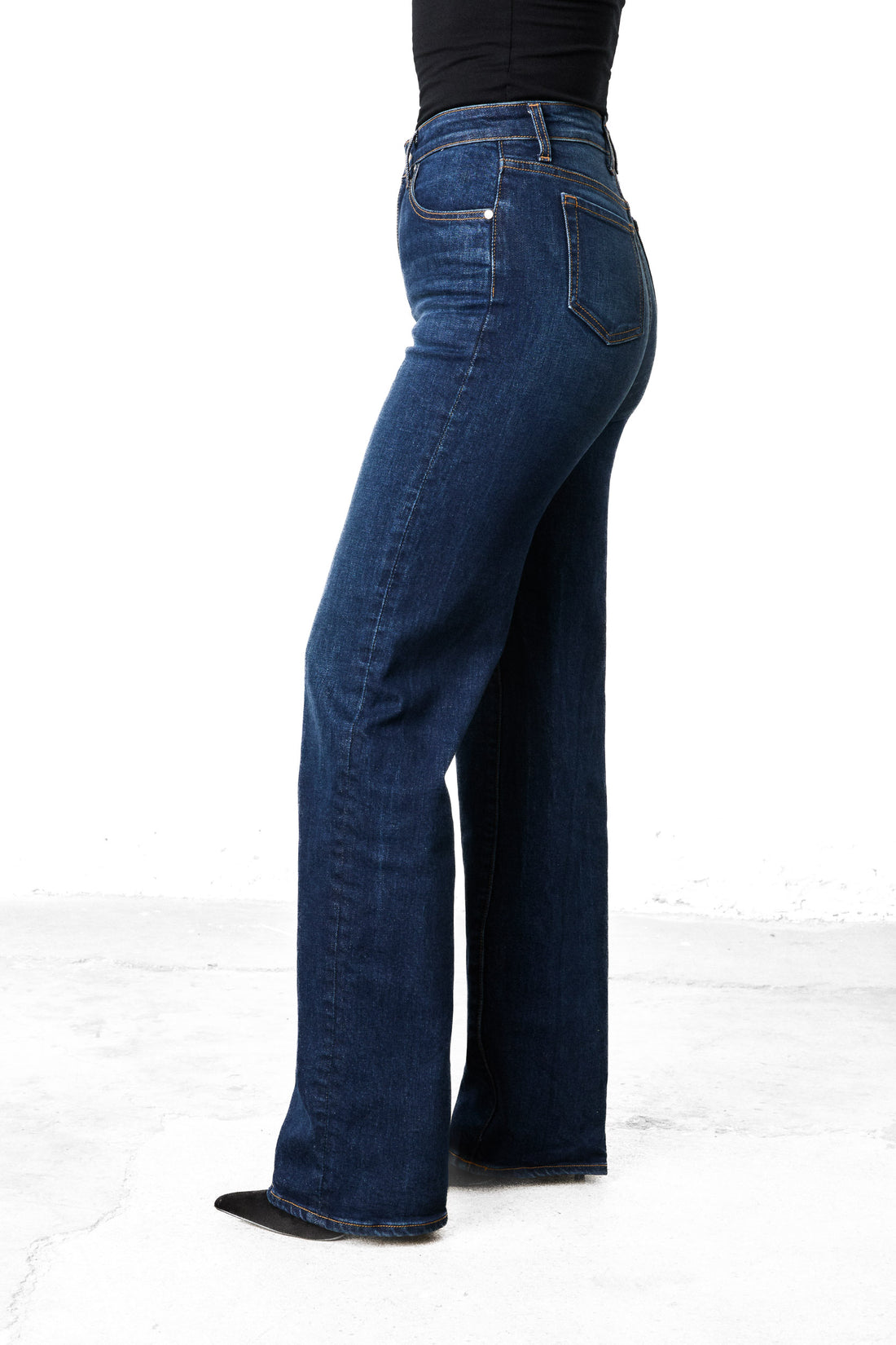 Relaxed Straight